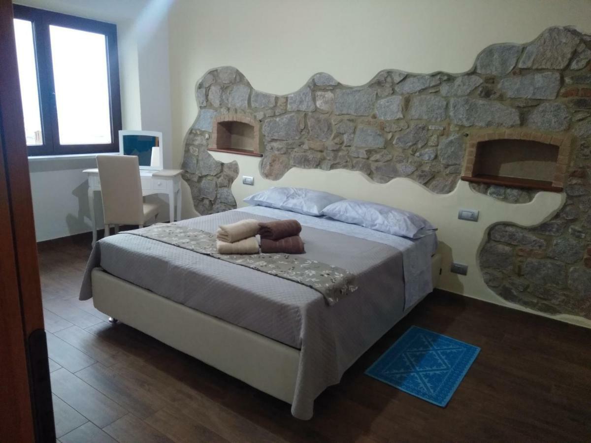 B&B Il Portico Orgosolo Eksteriør billede